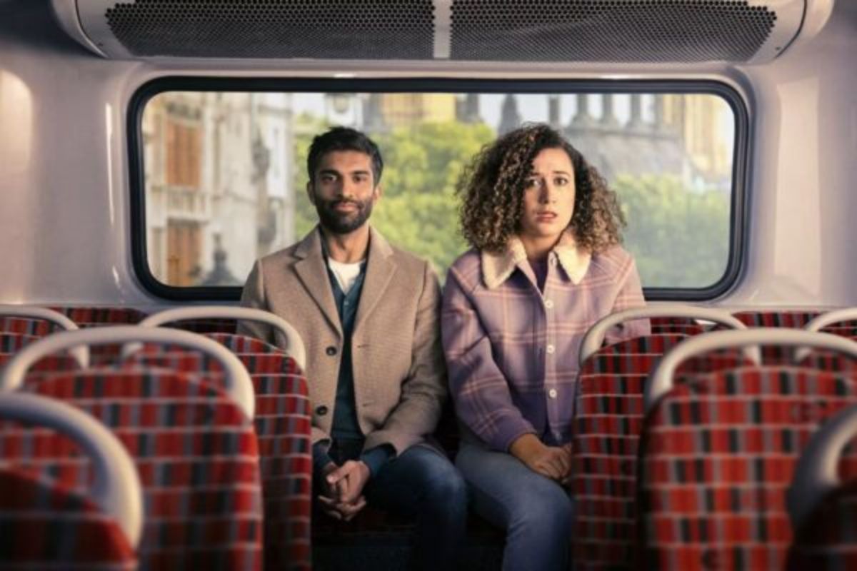 Une Actrice Française Rayonne Dans La Saison 3 De Cette Série Britannique !