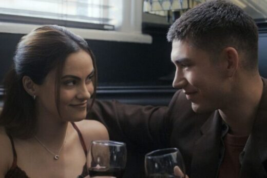 Upgraded Camila Mendes, La Star De Riverdale Au Cœur D'une Nouvelle Comédie Romantique !