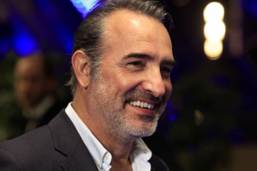 Zorro Sur France 2 Jean Dujardin Impressionne Dans Une Vidéo Avec Son Costume !
