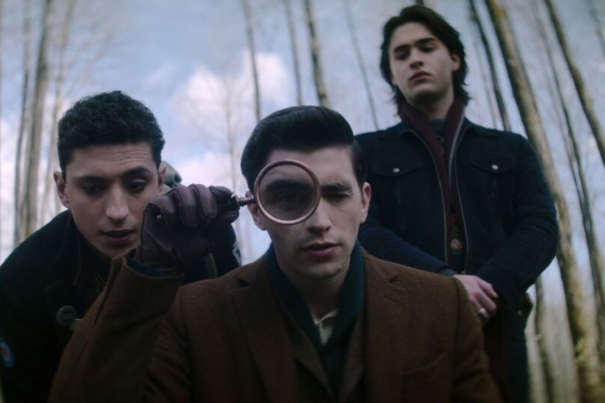 5 Séries à Regarder Si Vous Aimez Dead Boy Detectives