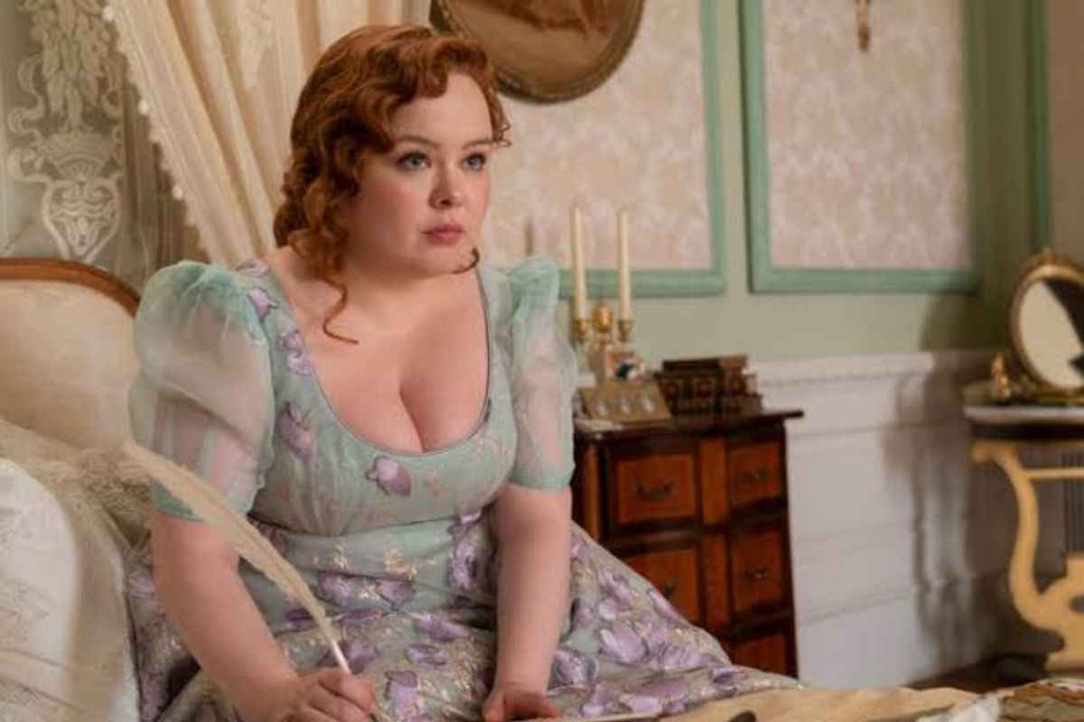 La Chronique Des Bridgerton La Vraie Royauté S'invite Dans La Série